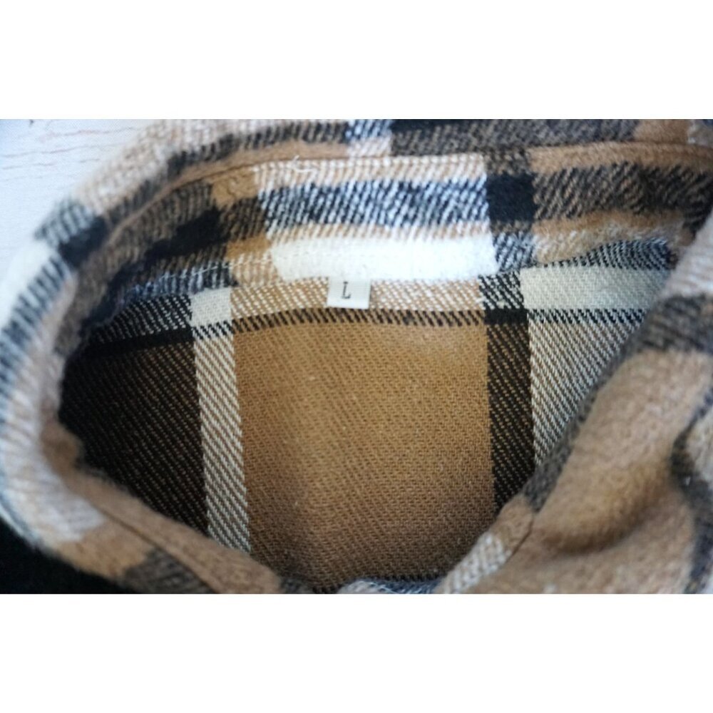 Women’s Long Sleeve Plaid Shirt Jacket - Size L - Picture 3 of 6